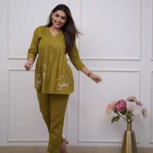 Women's Cotton Rose Printed Short Anarkali Kurta with Pant Western wear Cord Set